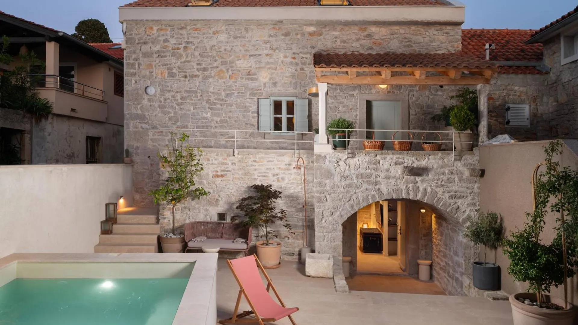 Villa Stone House Casa Lumina Vila Božava